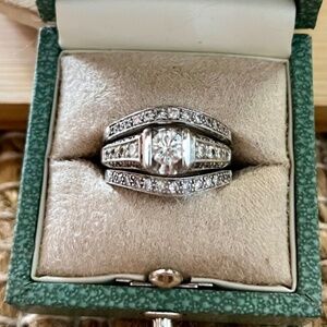 Bridal set / engagement ring